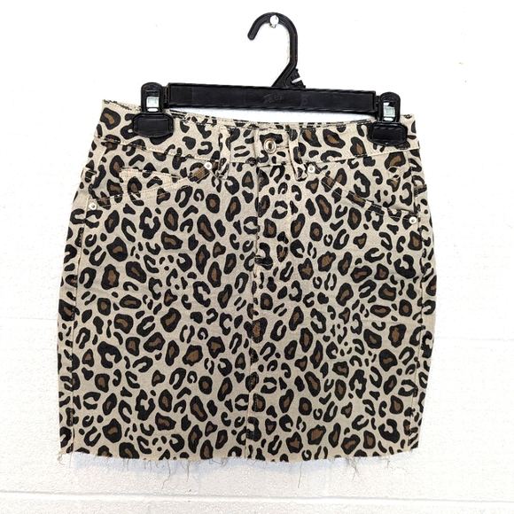 Circle of Trust Leopard Print Mini Skirt Raw Hem Stretchy Brown Tan Cheetah - Picture 3 of 14